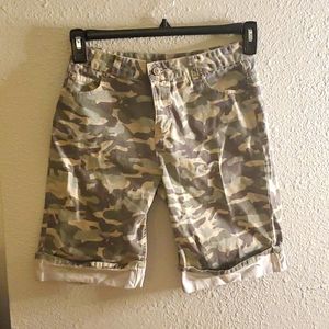 Faded Glory faded camouflage cuffed shorts